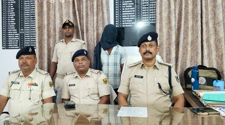 Wife murdered because of love for aunt, husband arrested