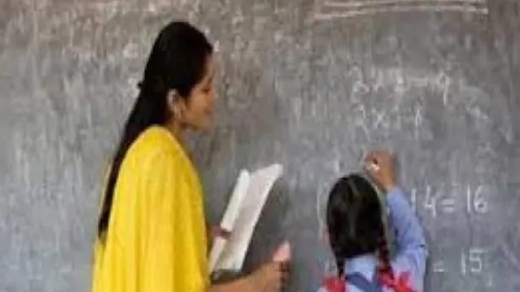 Problems increased for nearly 2 thousand teachers of Bihar w
