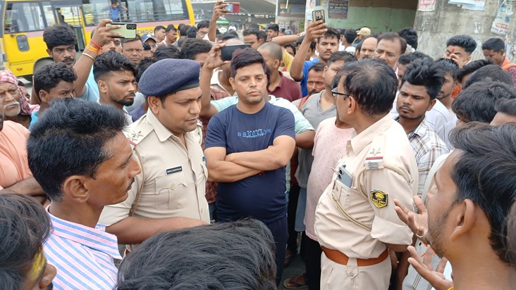 Uproar after murder of youth in Gopalganj