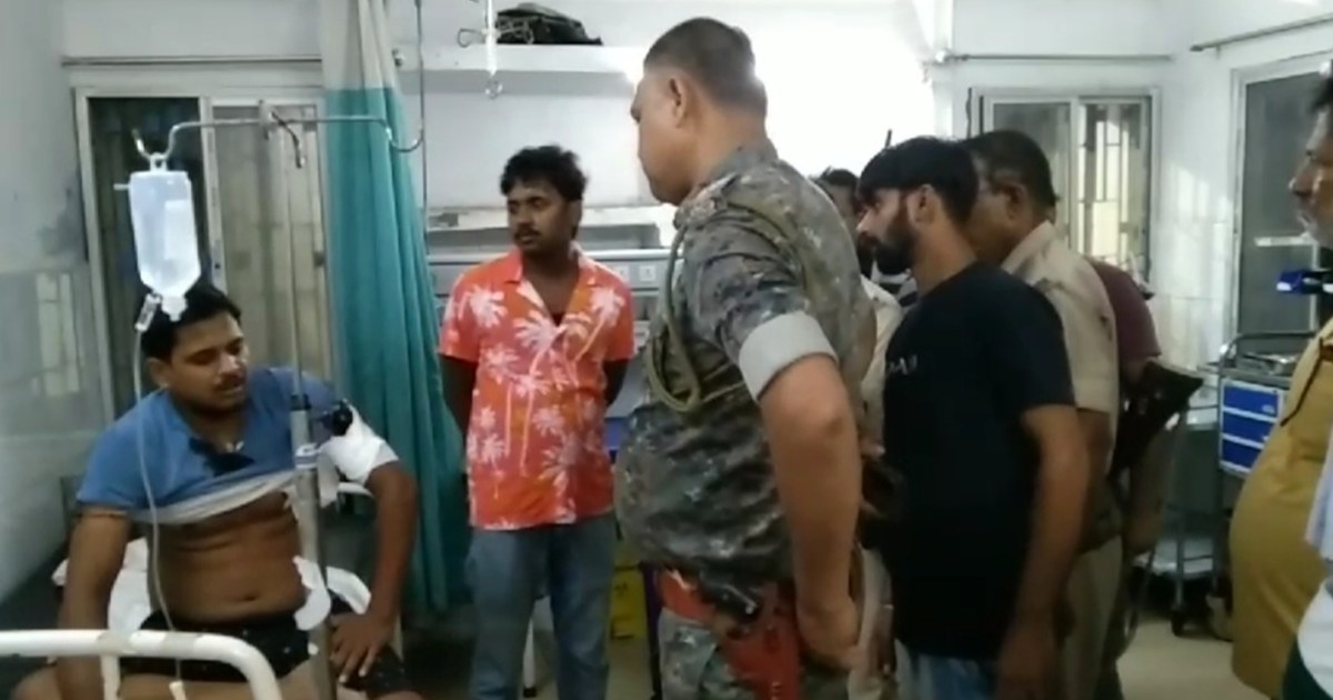 In Samastipur, a grain merchant was shot for resisting robbe