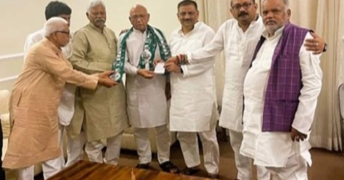 By including Saryu Rai in JDU, Nitish Kumar increased pressu