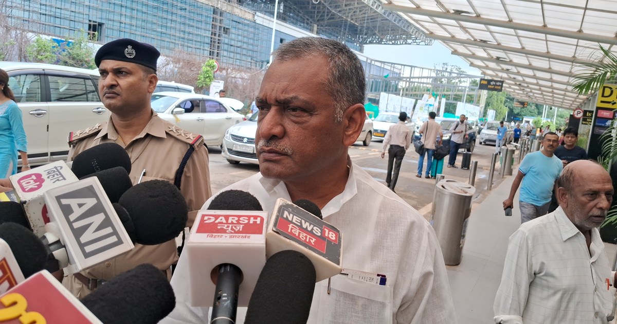 Congress adhyksh  akhilesh singh ka byan