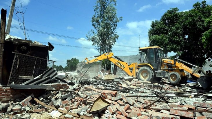 Ayodhya rape case: Bulldozer again reaches SP leader Moeed K Ayodhya rape case: Bulldozer again reaches SP leader Moeed K