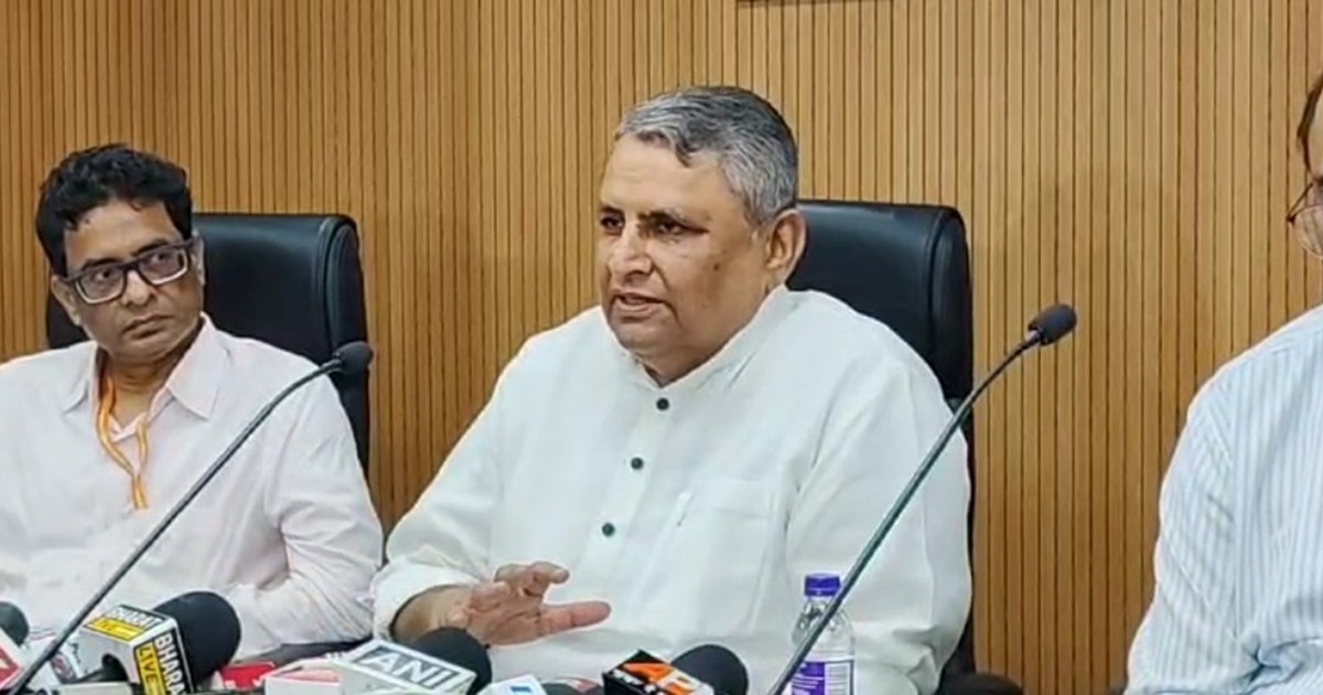 Jal sansadhn mntri vijy chaudhri ki pressvarta