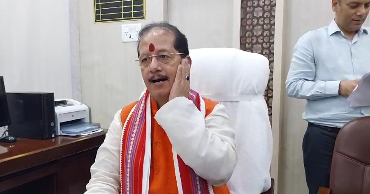 Khan bhuttv mntri vijy singha ka pressvarta