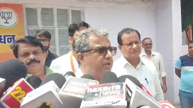 Uddyog mntri nitish mishraa ka byan