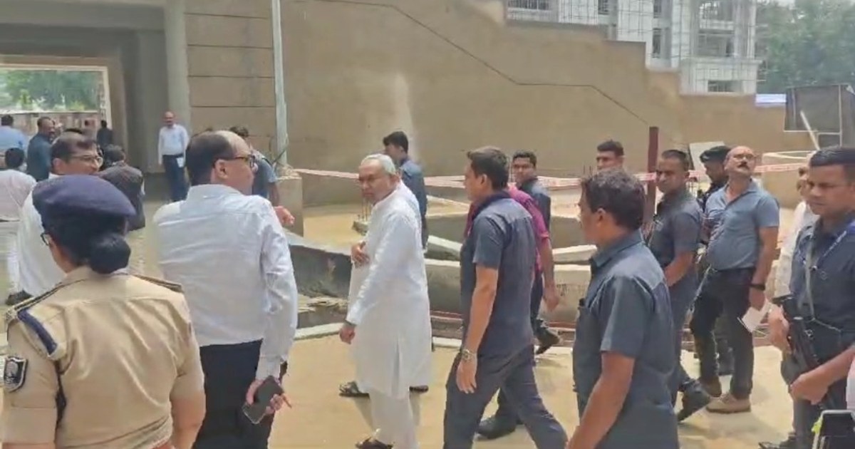 Cm ne nya clektr  bhwan ka kiya nirikshn