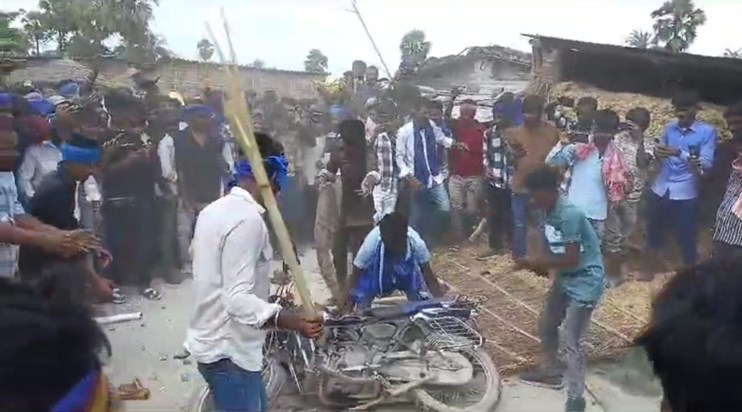 Muzaffarpur police arrested 17 people including the presiden Muzaffarpur police arrested 17 people including the presiden