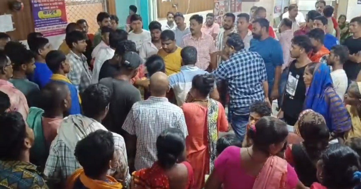 JDU leader was murdered in public while shaving in a salon