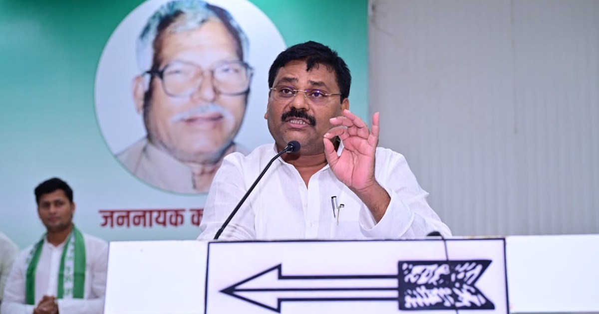 Umesh on lalu parivar