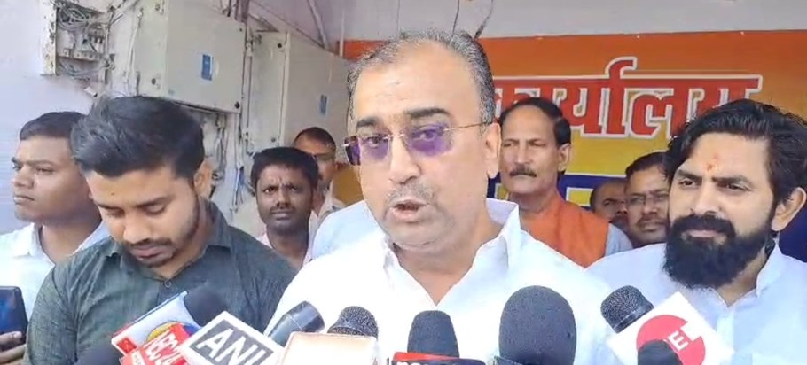 Mangl pandey ka byan