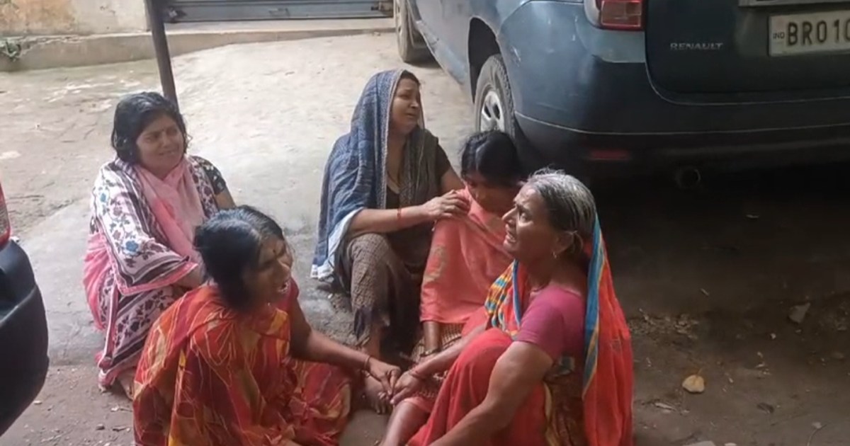 In Jehanabad, uncle shot and killed his nephew.