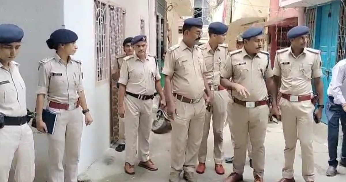 A criminal who had been jailed in 18 cases was shot dead in 