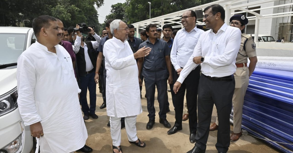 CM Nitish inspected the construction work of the new collect