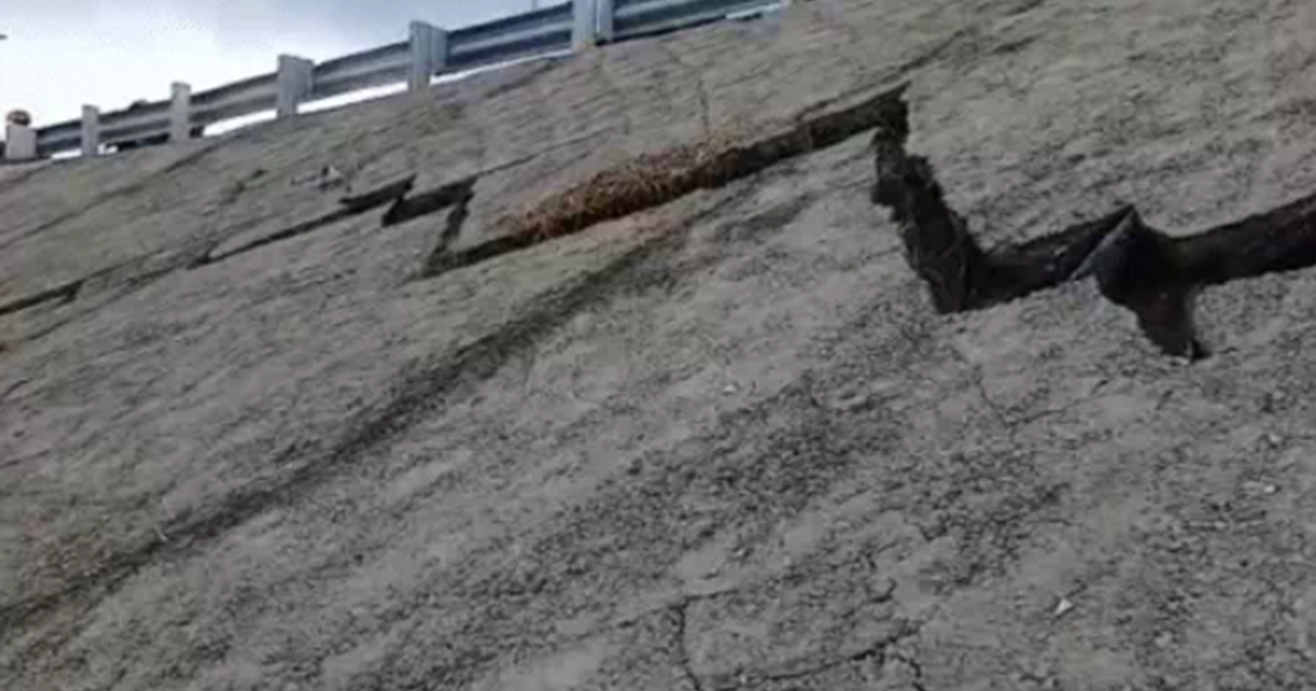 Bihar mein bhrashtachar ka dikha nazara, side slope mein 1KM