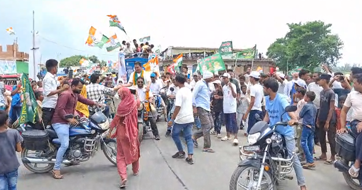 Motihari ke Dhaka pahunchi Rahul ki 'Voter Adhikar Yatra', m