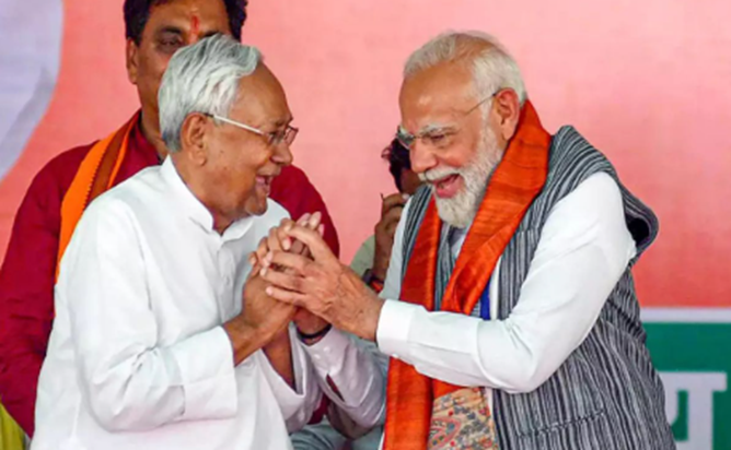 CM Nitish: CM Nitish ki 5 ke panch line sun kar PM Modi huye CM Nitish: CM Nitish ki 5 ke panch line sun kar PM Modi huye