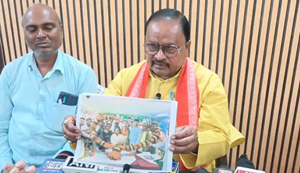 JDU ke do diggajon mein ghamasan: Gopal Mandal ne Ajay Mandal par lagaye gambhir aarop, di AIDS hone ki dhamki...