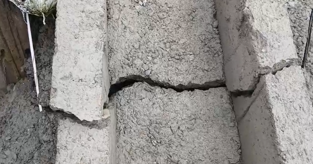 Bakhtiyarpur-Mokama fourlane ka side slope dhansa, ek kilome