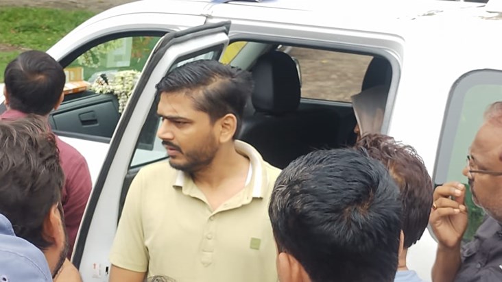 Kaam ka bojh aur prashasanik dabav bana maut ki wajah! Katih