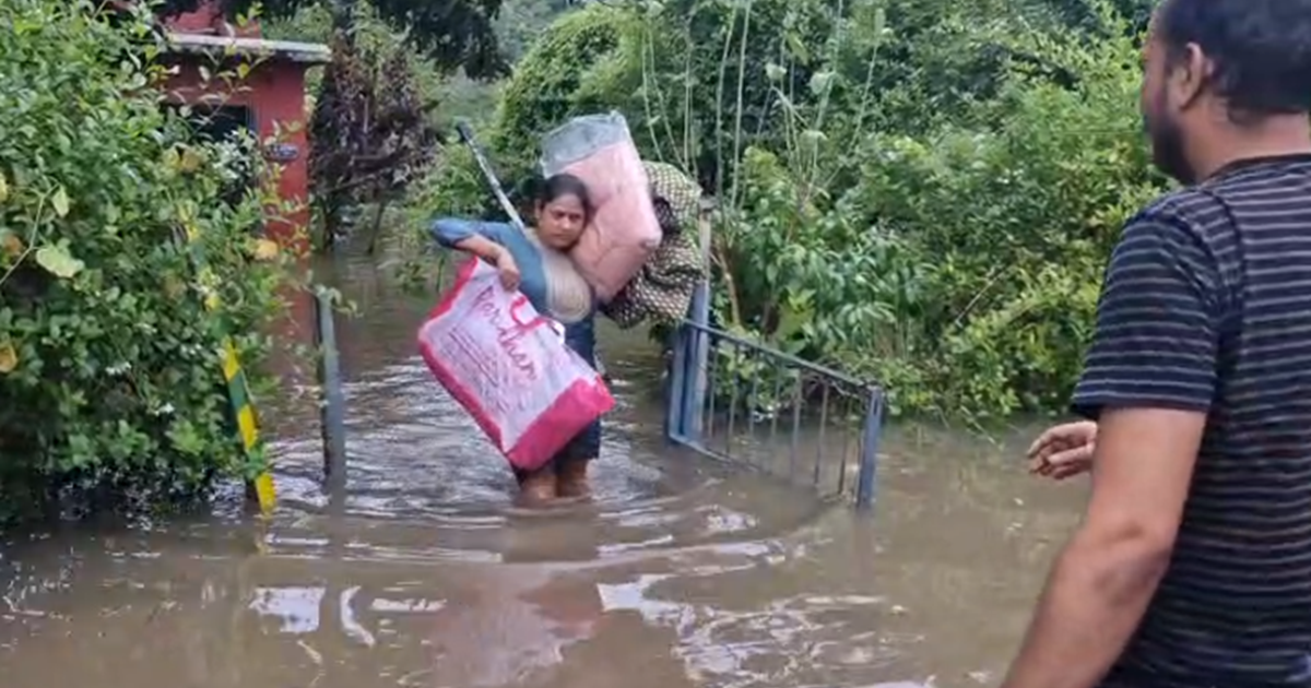 Danapur Mandal ke Railway Colony mein 'Jal Pralay' jaise haa