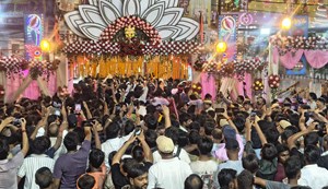 Khapper yatra mei laakhon ki sankhya mei shraddhaluo ne liya bhag, maan sheetla ki dali ko khapper mei...