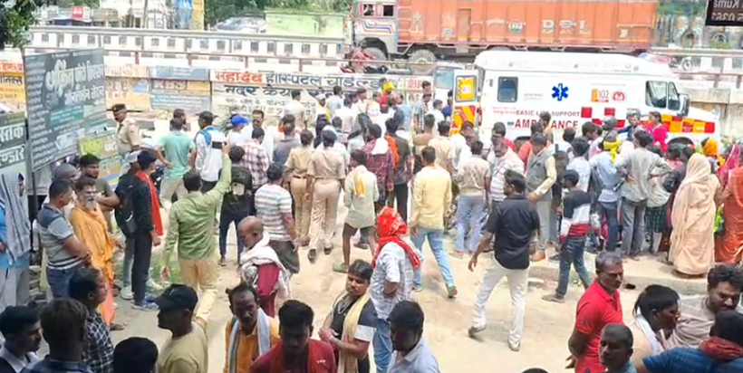 Camoor mein jholachhap doctor ki laparvahi se garbhvati mahi Camoor mein jholachhap doctor ki laparvahi se garbhvati mahi