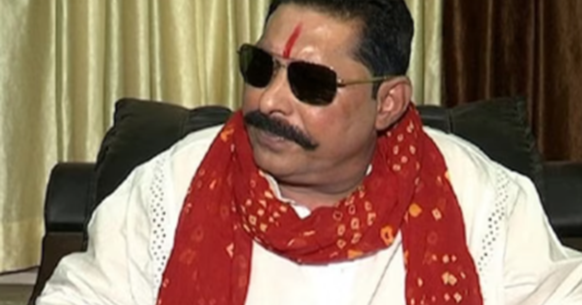 Mokama ke purv vidhayak Anant Singh pahunche baadh, ek jhala