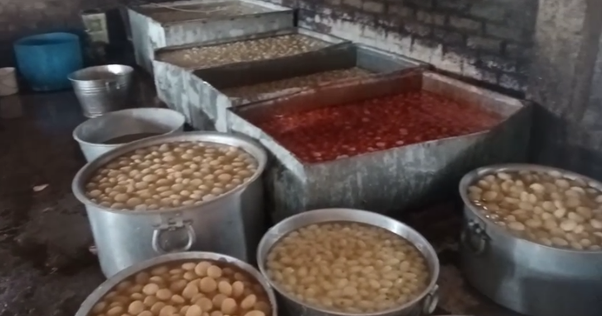 Khaadya Suraksha Adhikari ka Chhapa: 2 lakh ki Mithai Jabt, 