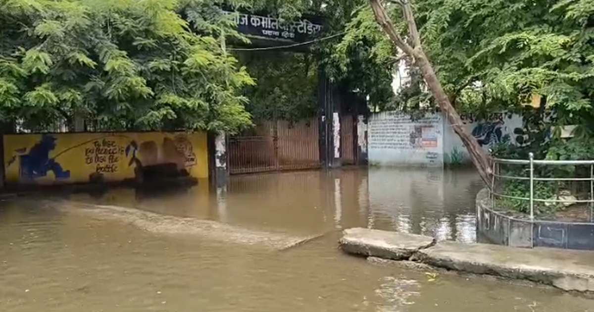Patna city ka aitihasik Mangal Talab bana jaljamav aur ganda