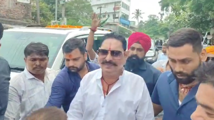 Baahubali Anant Singh ka aaj bhi jalwa barkaraar, chote sark