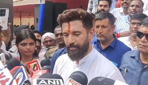 Chirag Paswan: Deputy CM ke do voter ID card par Chirag Paswan ne kaha- Chunav Aayog chahe jaanch kar sakta hai...