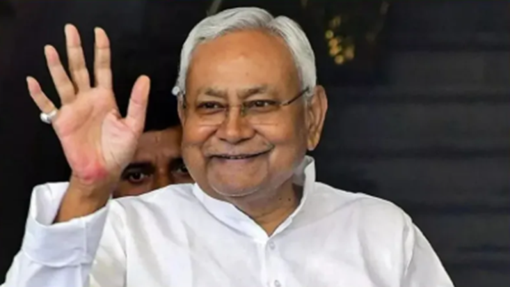 CM Nitish ne shikshakon ko diya tohfa, transfer ko lekar shi