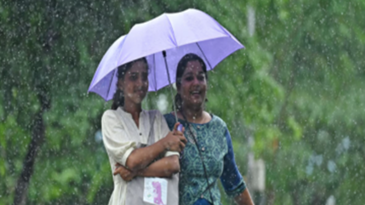 Bihar Weather News : Bihar me jhamajham baarish se logon ko 