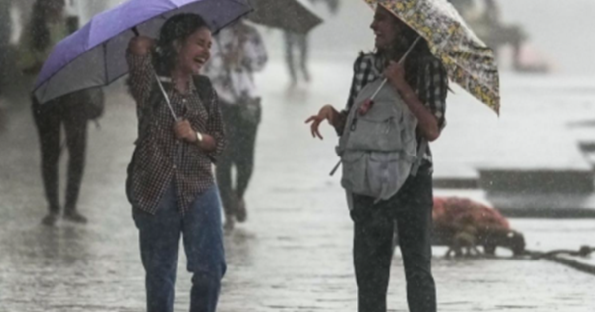 Bihar Weather: Bihar ke in jilon me bhari baarish aur vajrap