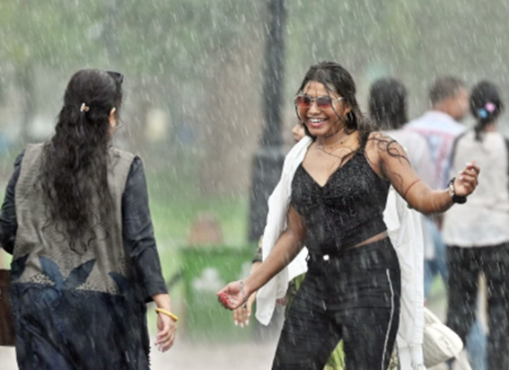 Bihar Weather Today: Bihar me is jagah barish se tabahi jaar