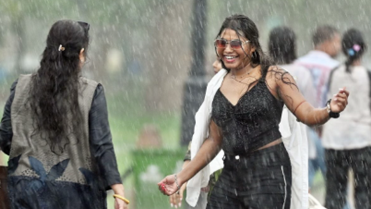 Bihar Weather Today: Bihar me is jagah barish se tabahi jaar