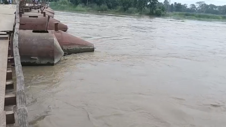 Bihar Flood : Baagmati nadi ke jalstar mein tezi se badhotar