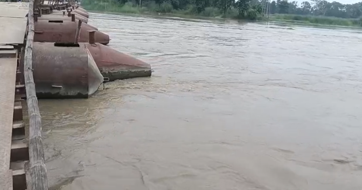 Bihar Flood : Baagmati nadi ke jalstar mein tezi se badhotar