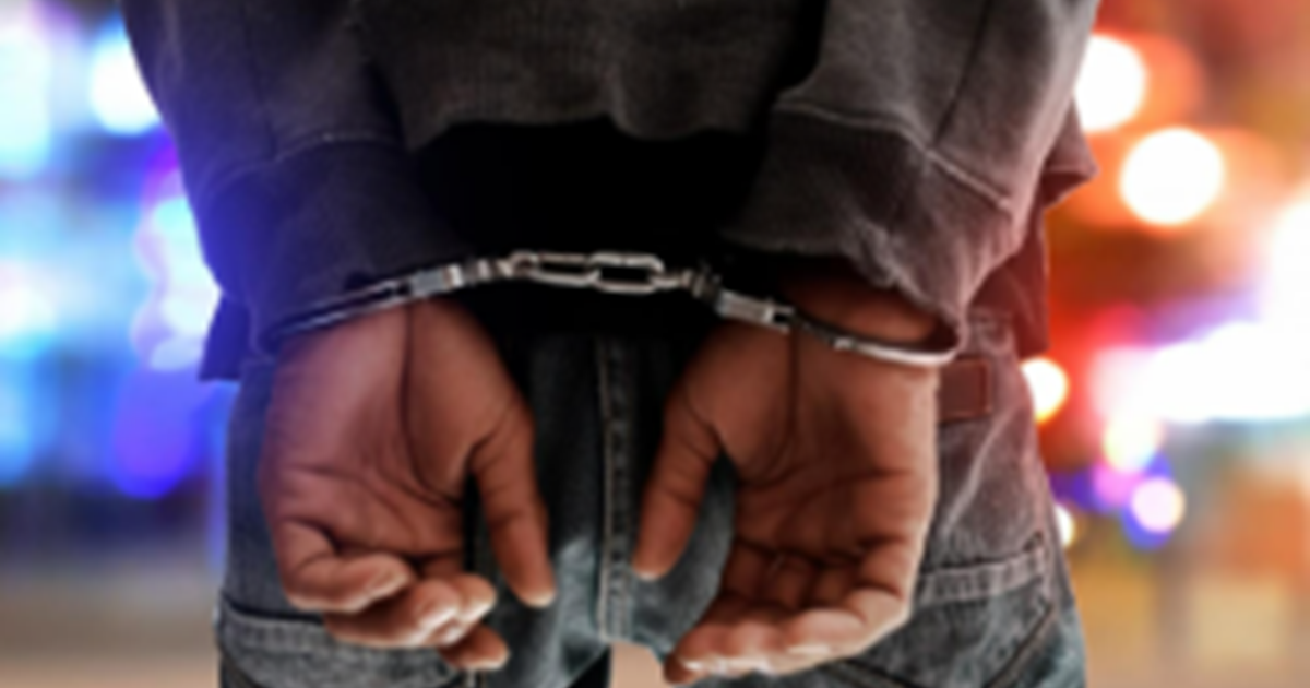 Navada ka vanchit apradhi Nikhil Kumar muthbhed ke baad gira