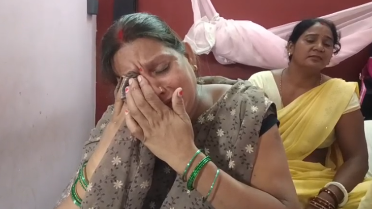 Dabangon ka khauf: Ek mahine se ghar se nahi nikla poora par