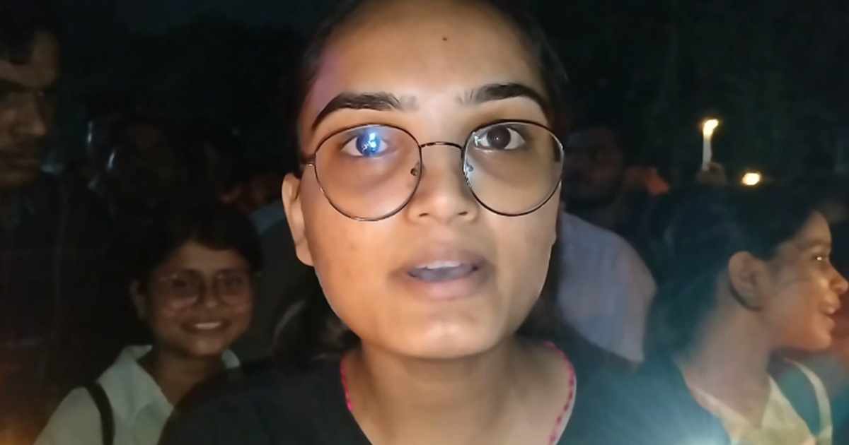 Patna mein SSC pariksha mein dhandhli ke khilaf chhatron ka 