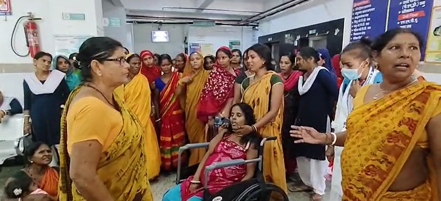 "Doctor samay par maujud rehte, to meri patni aur baccha don "Doctor samay par maujud rehte, to meri patni aur baccha don