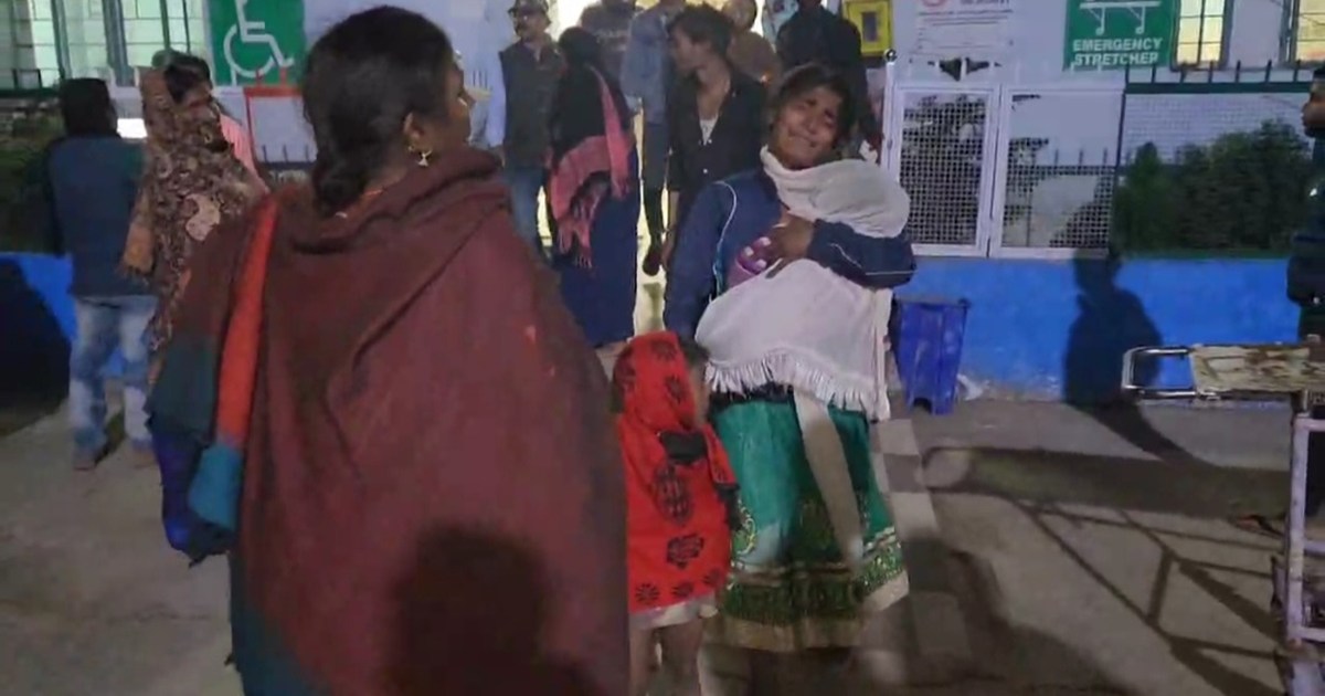 Brother and sister who went to study at Anganwadi center in 