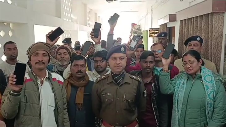 Smile returned on the faces of 34 people of jahanabad. Smile returned on the faces of 34 people of jahanabad.