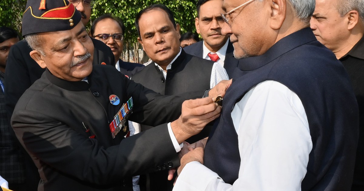 CM Nitish made a big announcement on Armed Forces Flag Day