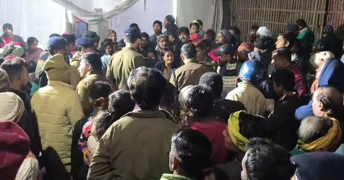 Firing in Danapur, Patna, one died on the spot, another seri