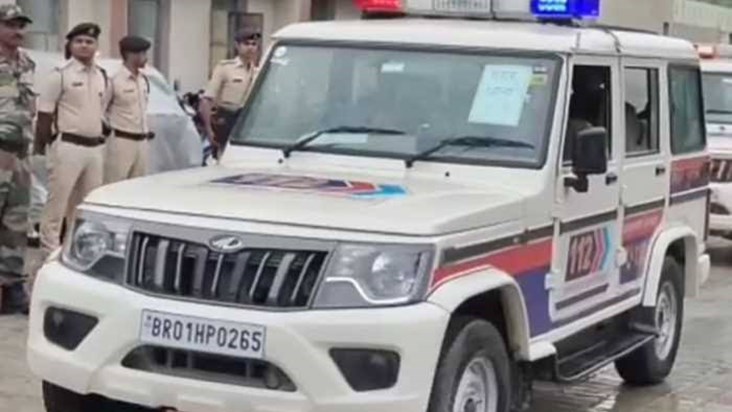 Police dial 112 vehicle crashed in Darbhanga, one died on th