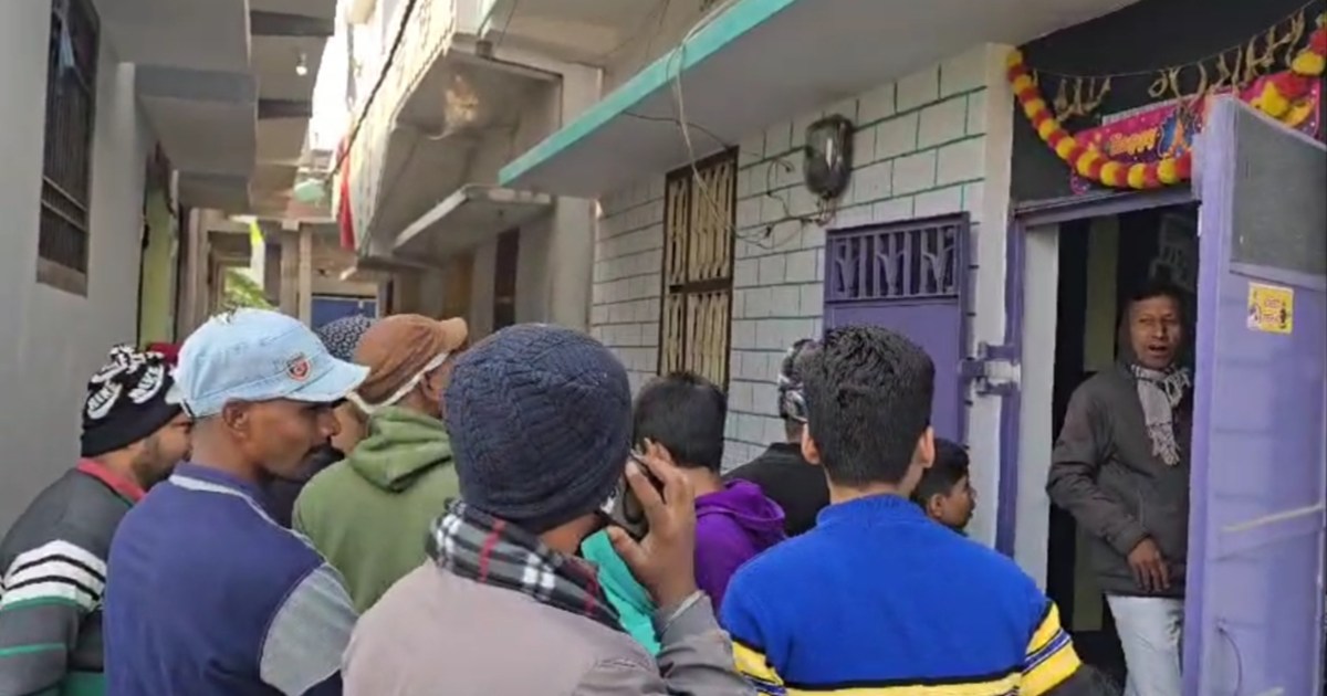 Another incident of theft during barh , people are in panic