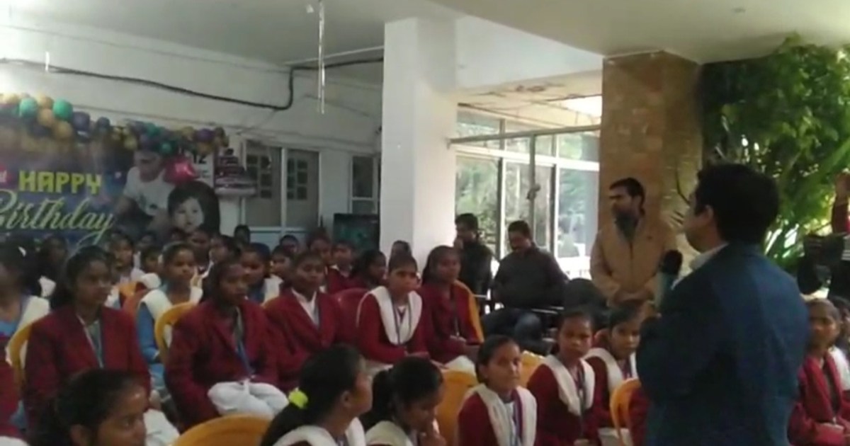 New initiative of Kaimur DM Saavan Kumar, called the girl st